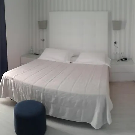 Hotel Fedora Riccione - Fronte Mare-3
